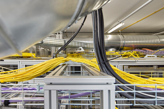  DE-CIX Cables
