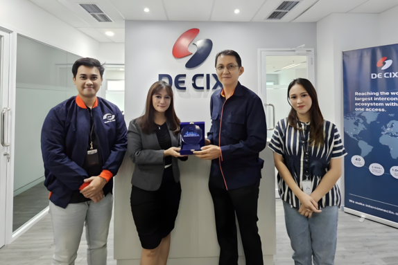 Strategic Collaboration between DE-CIX Indonesia and APJII DKI Jakarta_01 Strategic Collaboration between DE-CIX Indonesia and APJII DKI Jakarta_01